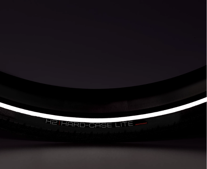 Bontrager H2 Hard-Case Lite 700c Reflective Hybrid Tyre in Black-3